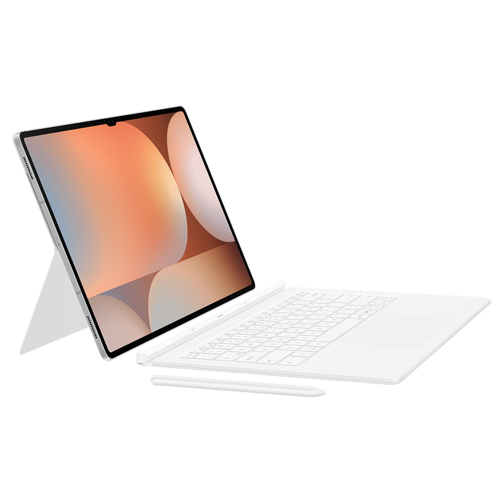 Beyaz bir arka plan üzerinde klavye ve kalem ile beyaz bir tablet. Tablet açılı.