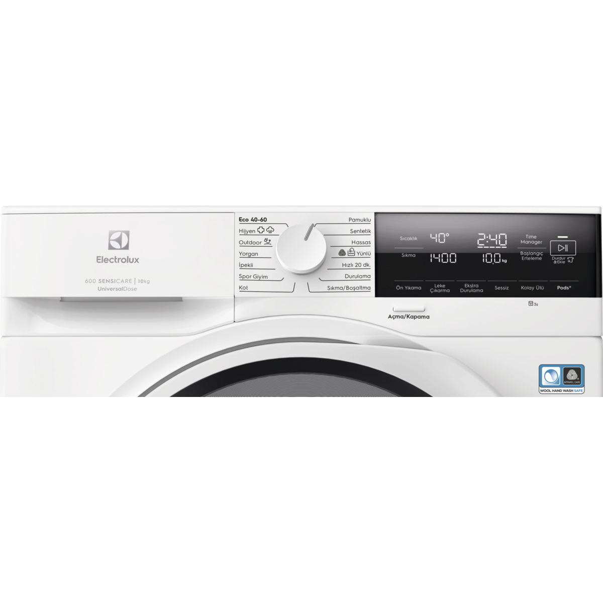 Kontrol paneli ve ekranı olan beyaz bir Electrolux çamaşır makinesi.