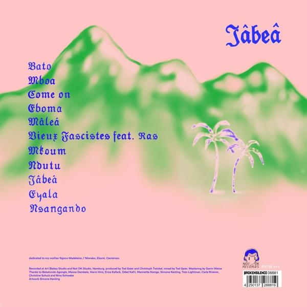 Das Cover eines Musikalbums mit Songtiteln und einer Bergszene.