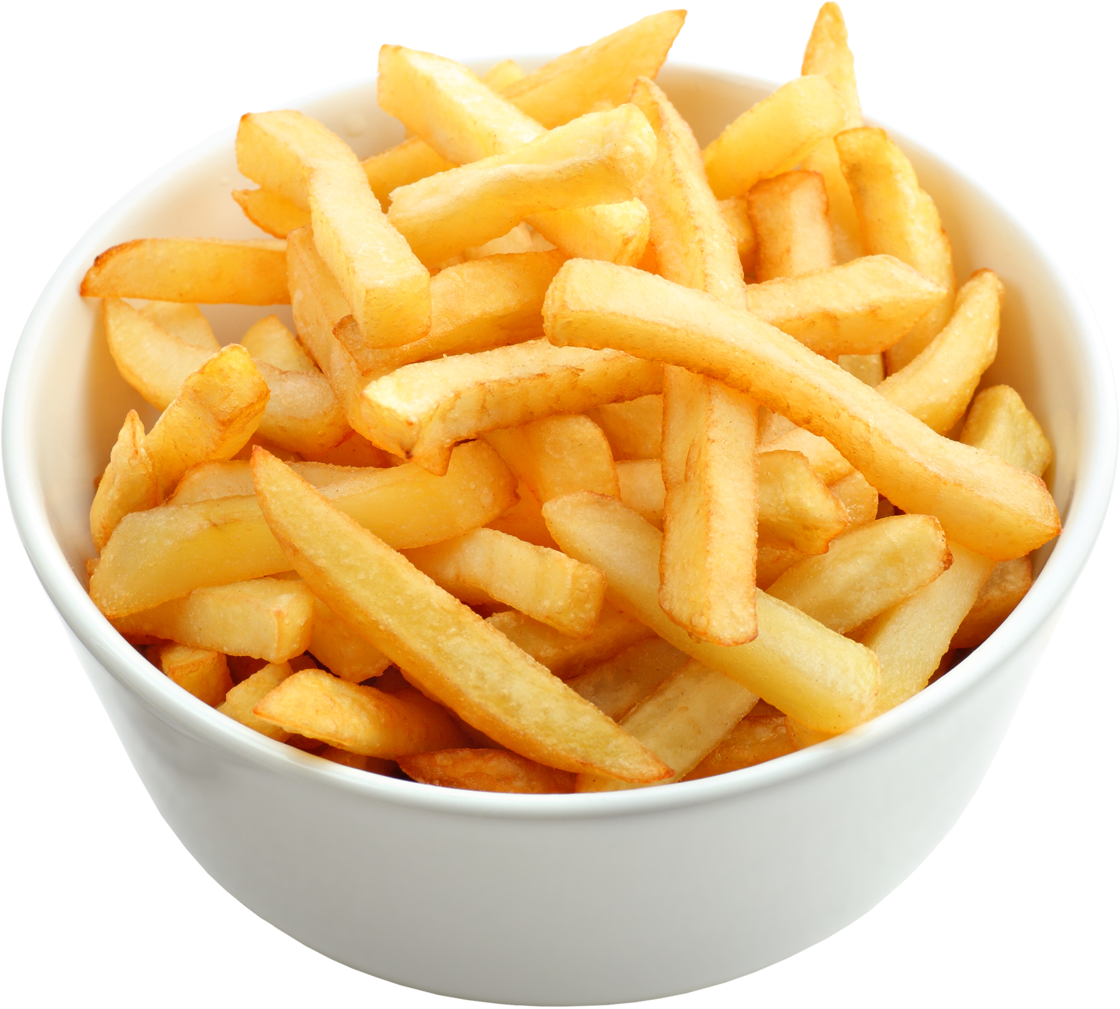 Un bol de frites dorées sur fond blanc.