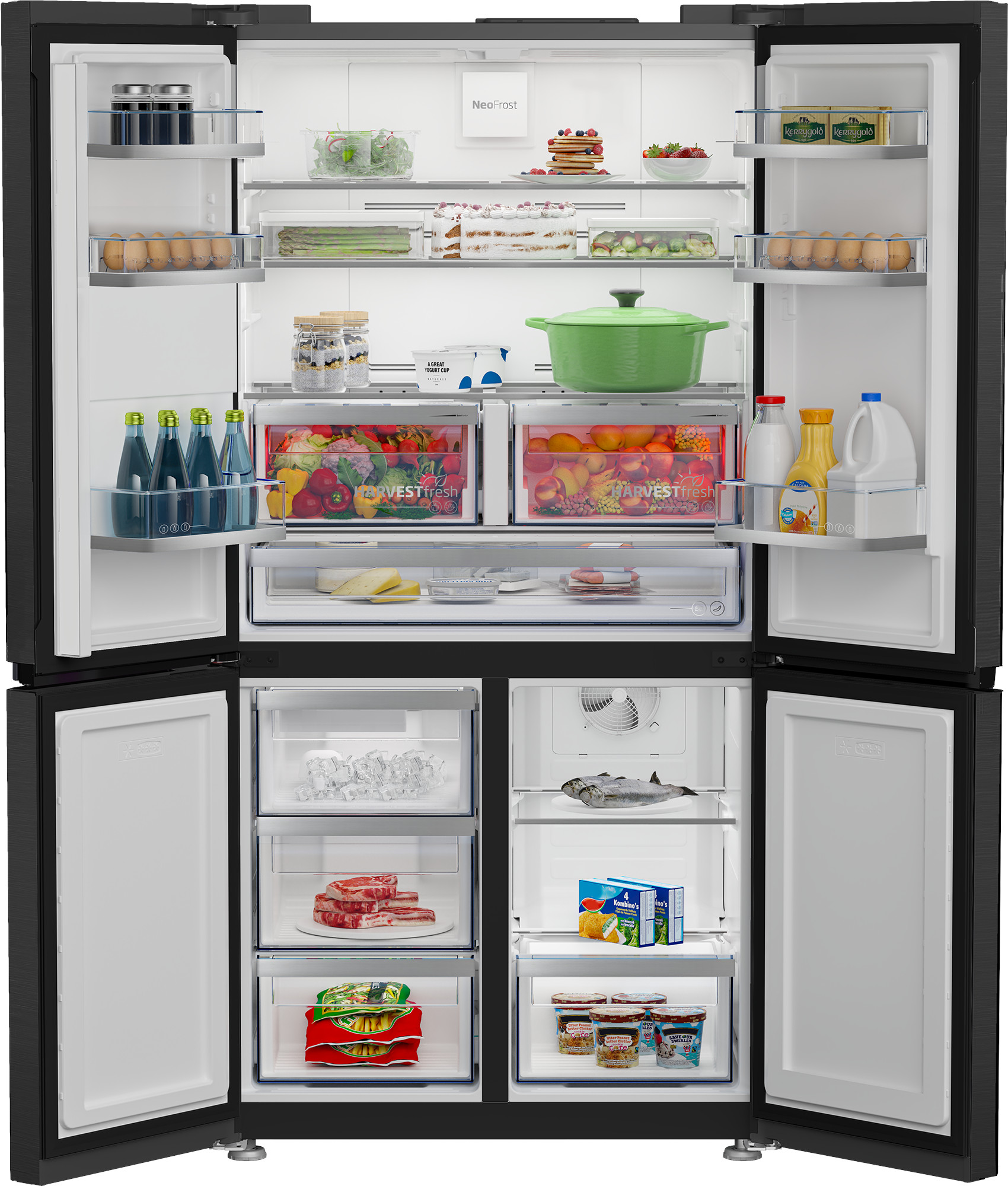 Otwarta lodówka z różnymi produktami spożywczymi. Zawiera półki i szuflady. Czarny wygląd zewnętrzny.