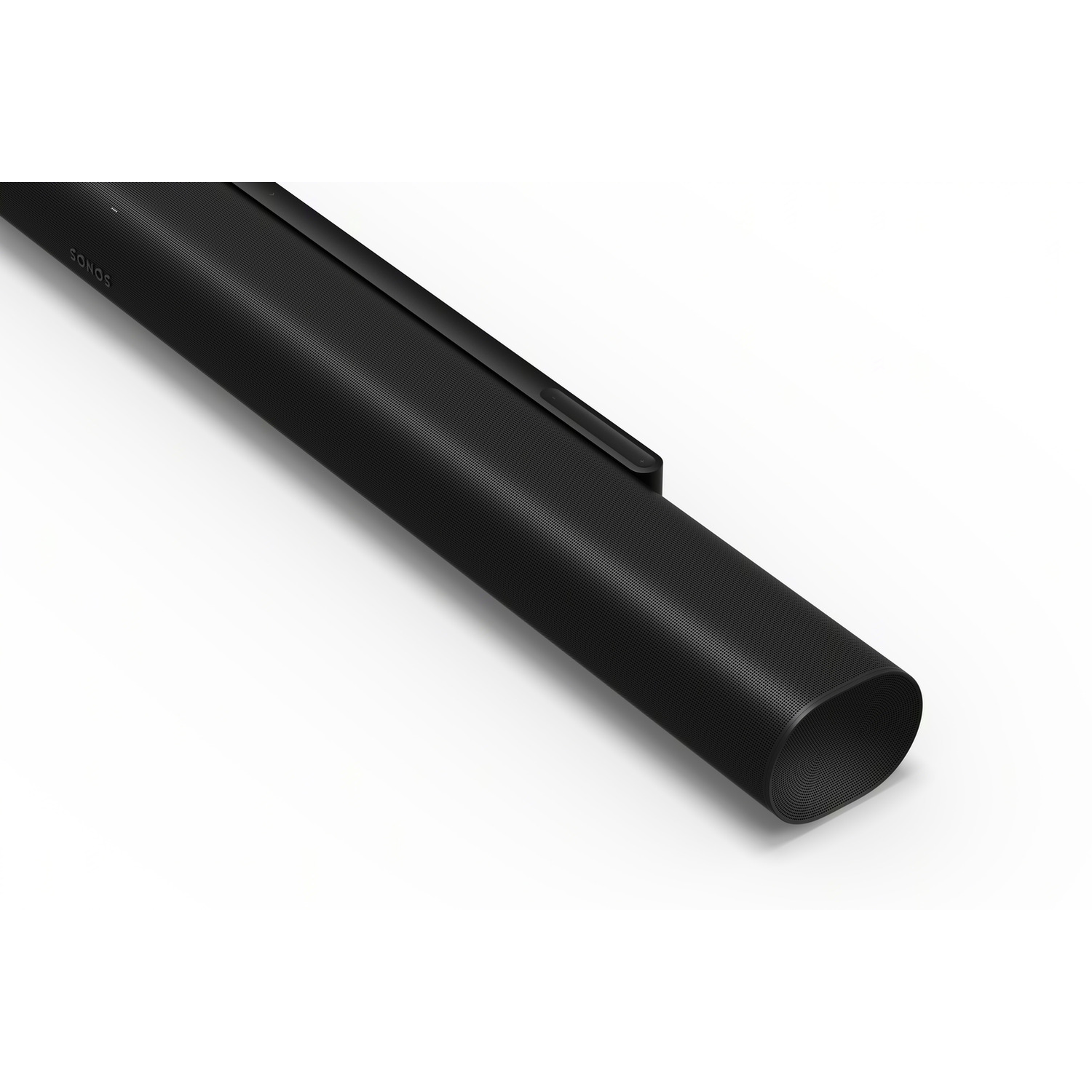 Zwarte soundbar, enigszins van bovenaf gezien, op witte achtergrond.