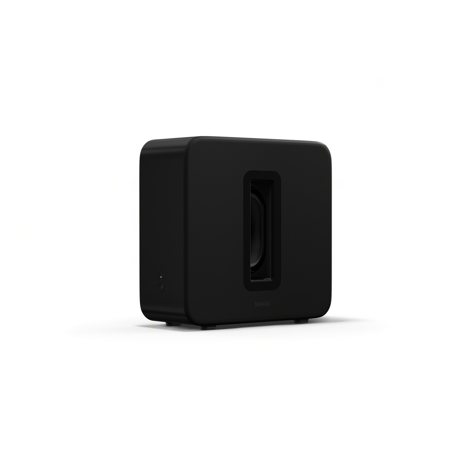 Een zwarte vierkante subwoofer op een witte achtergrond. De merknaam 'Sonos' is zichtbaar.