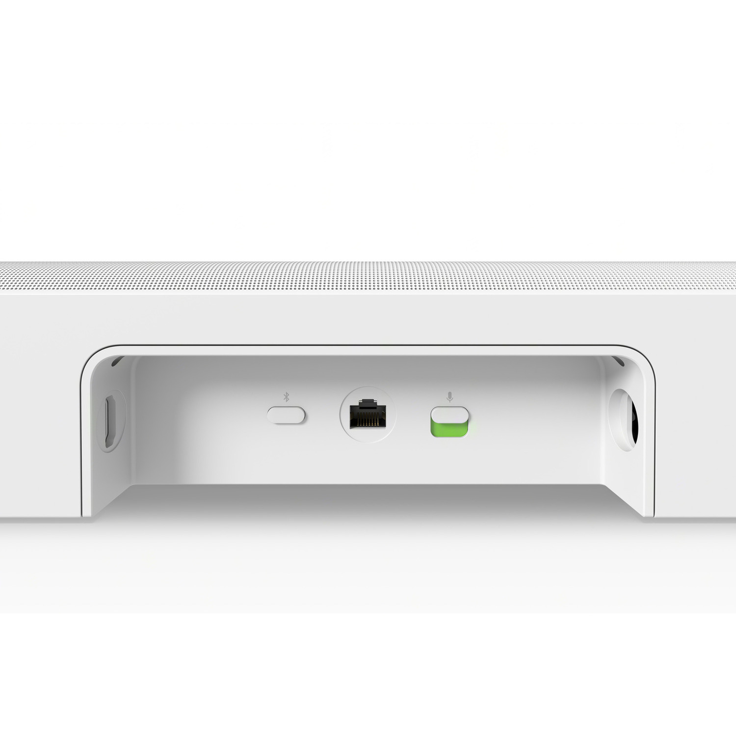Witte soundbar met poorten en een rooster. Een witte achtergrond.