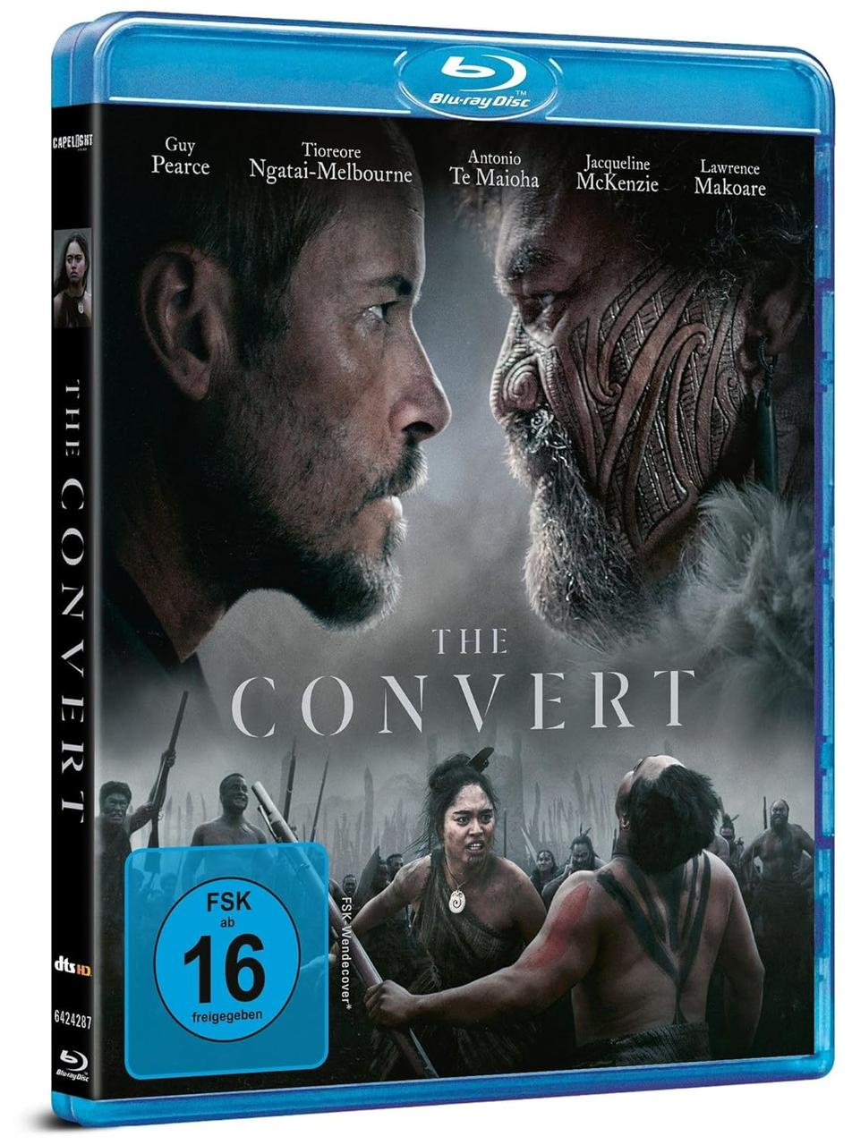 Blu-ray-Hülle von 'The Convert' mit Schauspielern und einem Maori-Krieger in blauem Gehäuse.