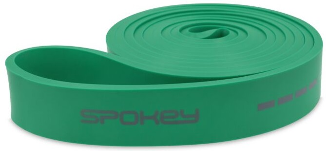 Zielona taśma oporowa zwinięta. Szare słowo 'Spokey' na taśmie.