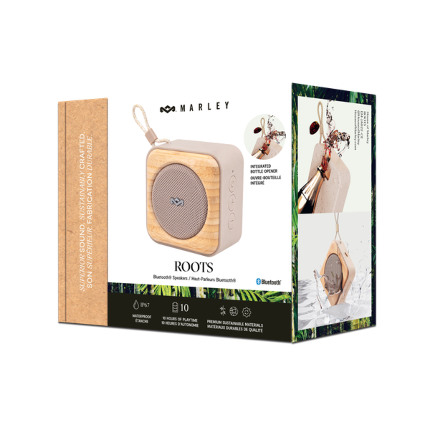 Een Marley Roots Bluetooth-luidspreker op zijn doos, met een houten voorkant en lichtgrijze behuizing.