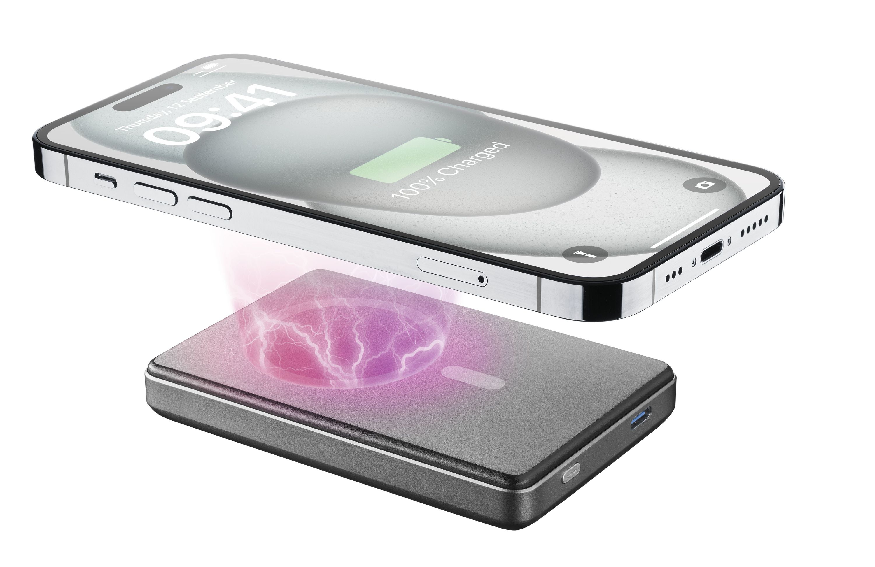 Bir telefon şarj pedinin üzerinde. Telefon %100 şarj gösteriyor. Pedi pembe bir şarj sembolü var.
