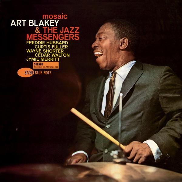 Art Blakey & The Jazz Messengers albumhoes. Man die drums speelt, tekst.