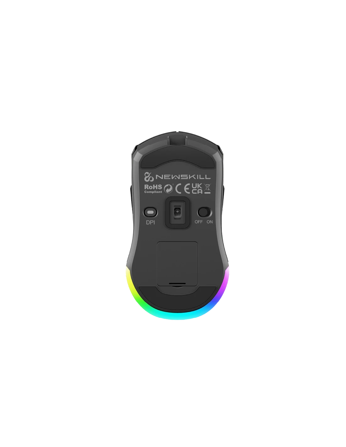 Parte inferior de un ratón gaming Newskill negro con botones DPI y ON/OFF y luces RGB.