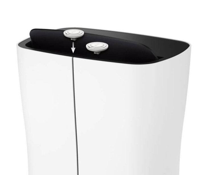 Biały kosz na śmieci z dwoma przyciskami na górze.