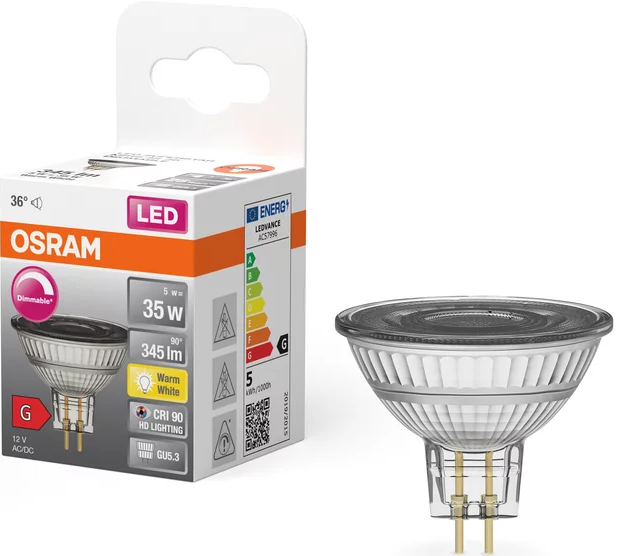 Une ampoule LED OSRAM et son emballage. L'ampoule est argentée, l'emballage est blanc et orange.