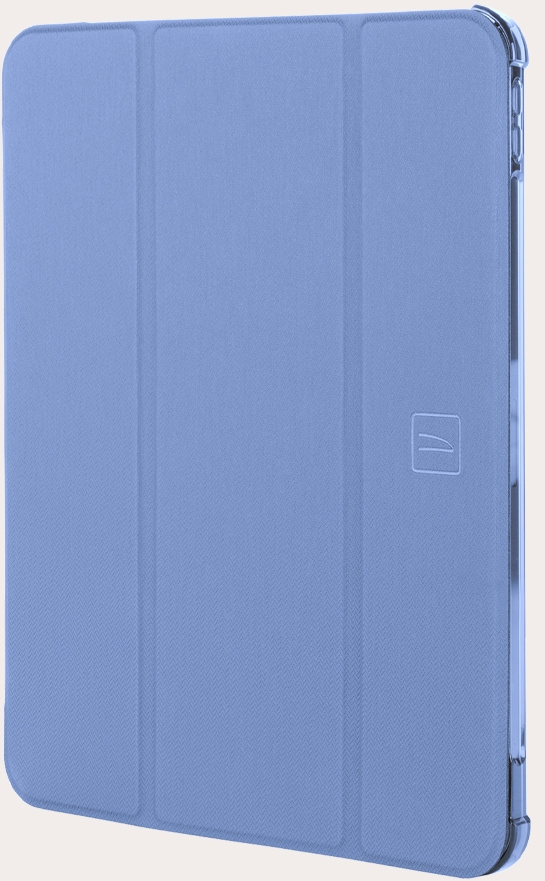 Hellblaue Tablet-Hülle mit drei Paneelen. Transparenter Kunststoffbesatz rechts. Weißer Hintergrund.