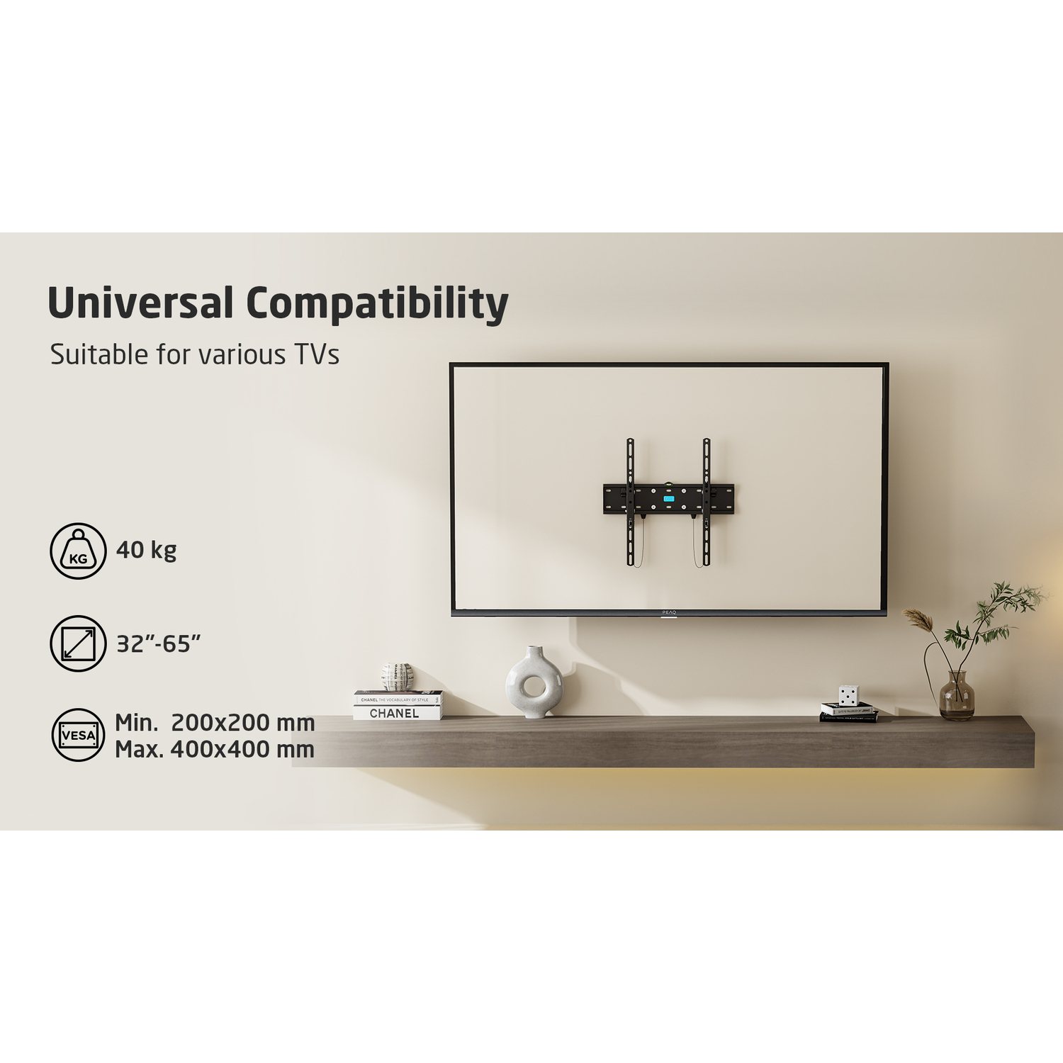 Tv aan de muur, gemonteerd met een beugel, en tekst over compatibiliteit.