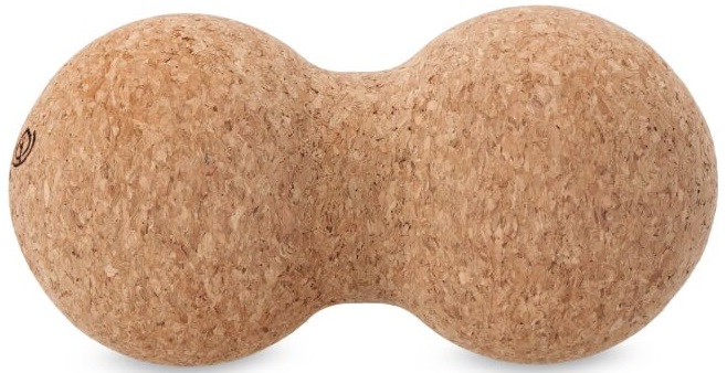 Kula do masażu w kształcie orzeszka ziemnego wykonana z beżowego korka pokazana z góry.