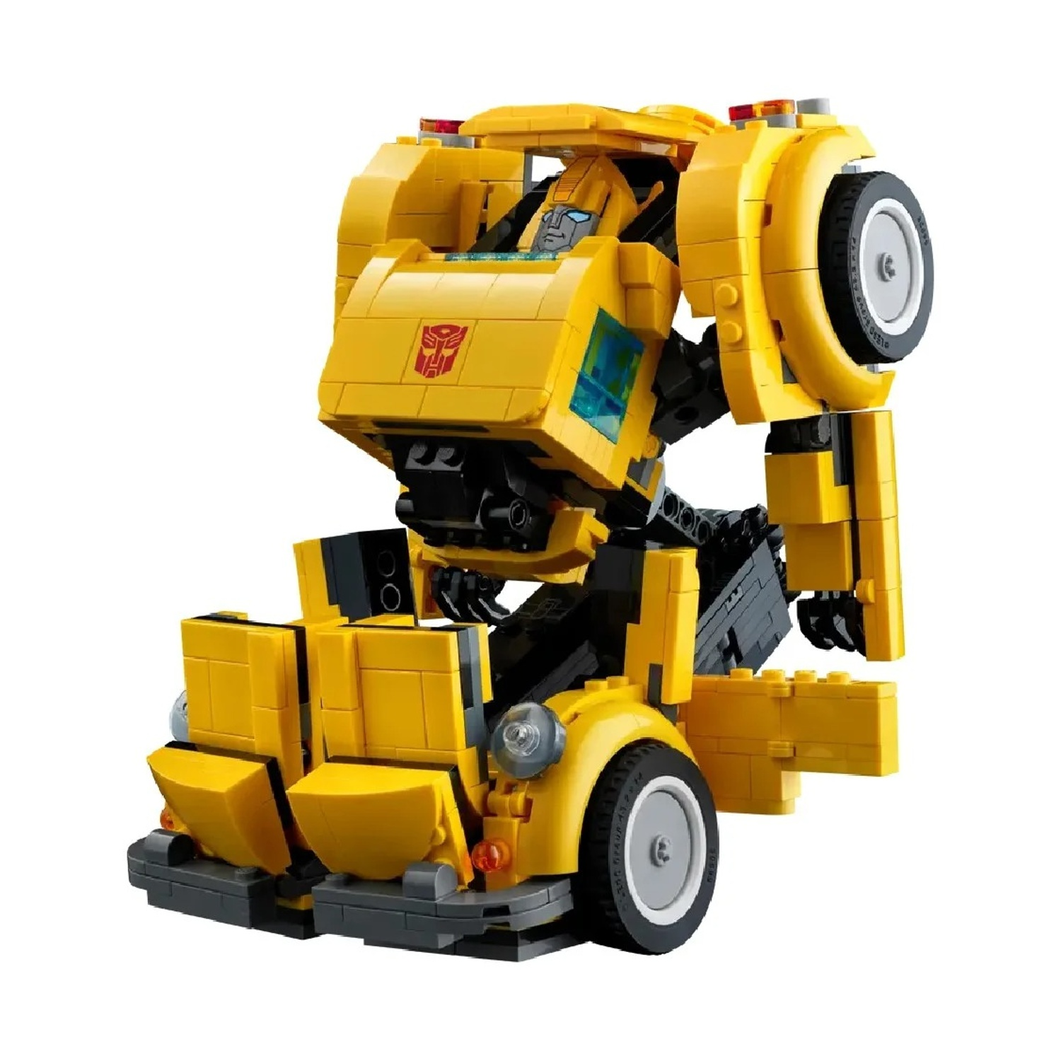 Trasformatore Lego Bumblebee giallo in modalità robot. Costruzione dettagliata con mattoncini Lego visibili.