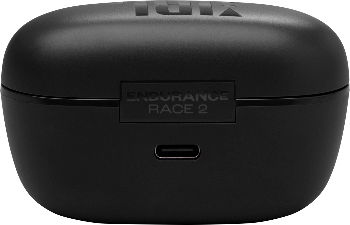 Schwarzes JBL Endurance Race 2 Ladecase mit Logo und Anschluss sichtbar.