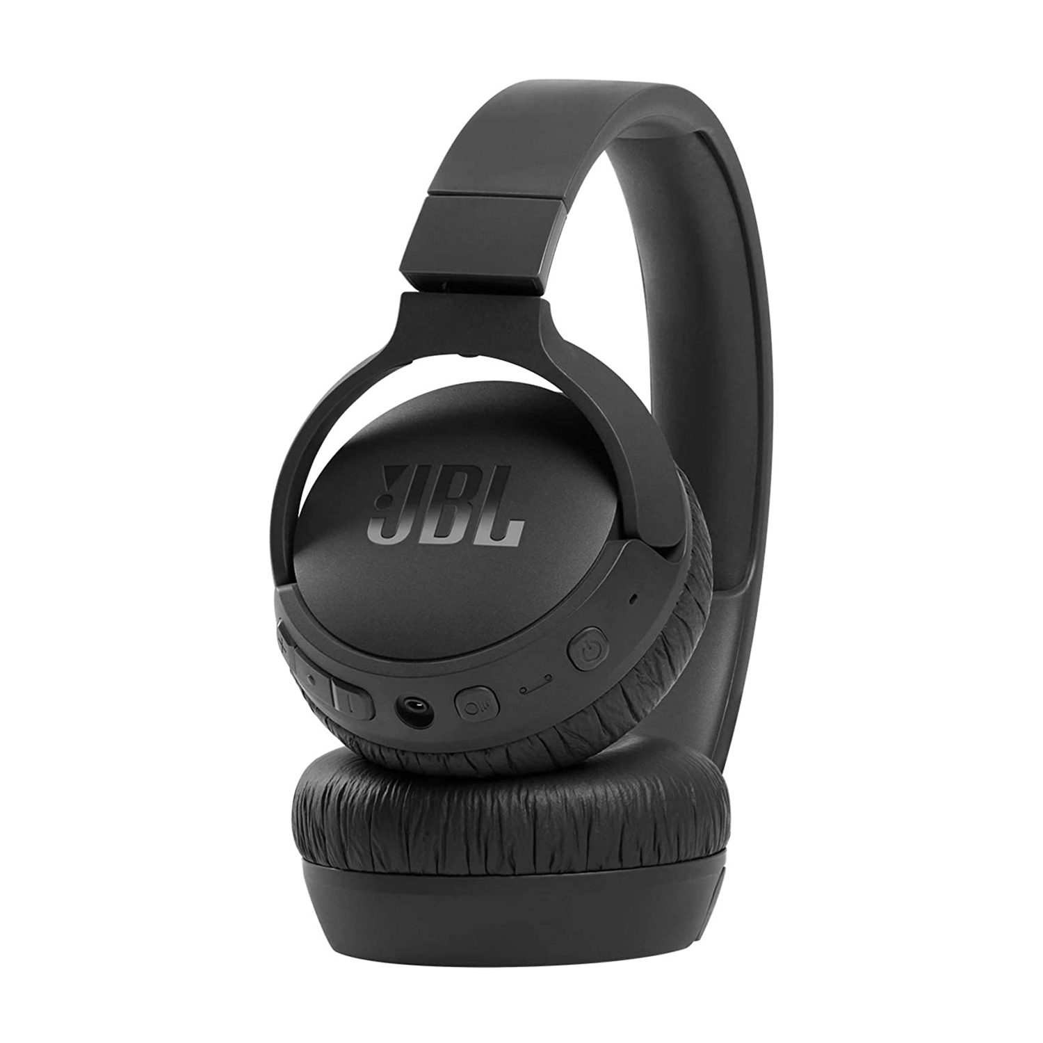 Cuffie JBL nere su sfondo bianco, leggermente inclinate.