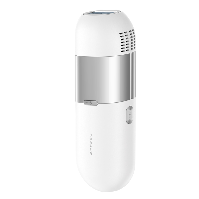 Kabartmalı tasarımlı beyaz bir Russell Hobbs ekmek kızartma makinesi ve parçaları.