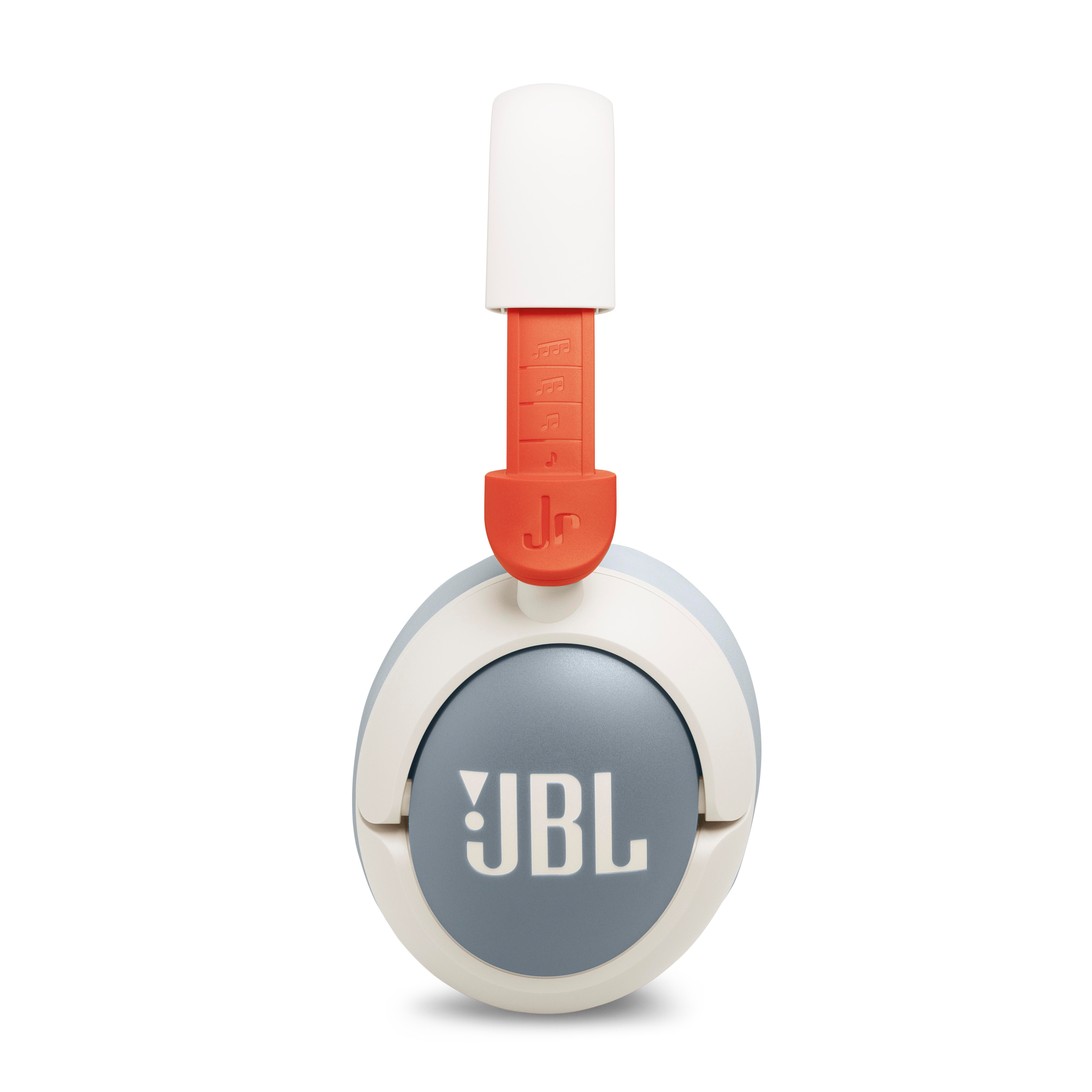 Weiße und graue JBL-Kopfhörer mit orangefarbenen Akzenten und einem Logo.