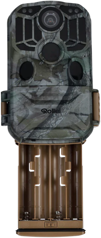 Caméra de chasse camouflage avec piles, vue de face.