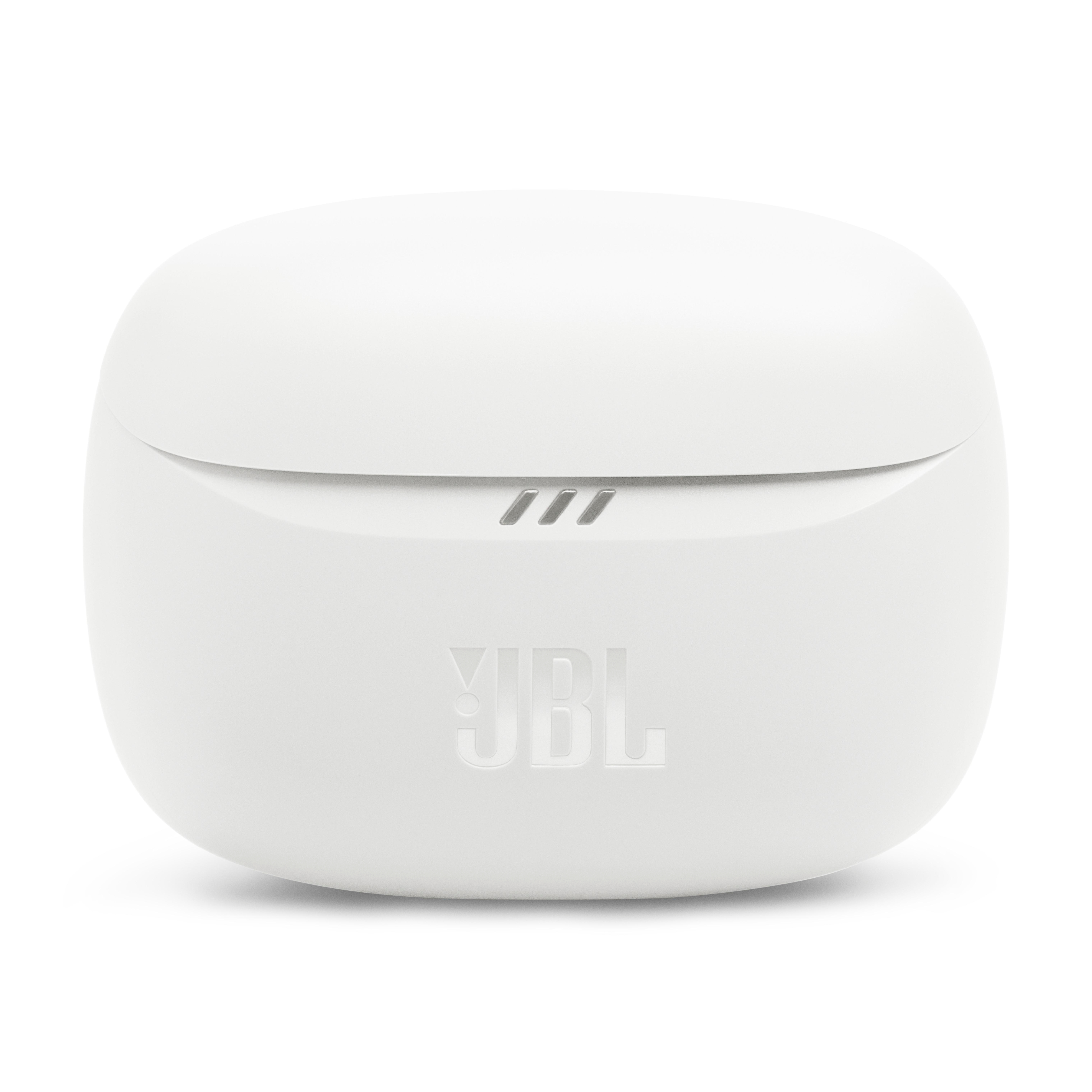 Geschlossenes weißes JBL-Kopfhörer-Etui. Das JBL-Logo ist auf der Vorderseite zu sehen.