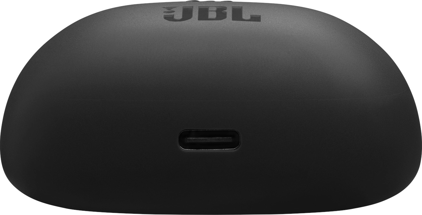 Custodia di ricarica nera per auricolari JBL, con porta USB-C visibile in basso.