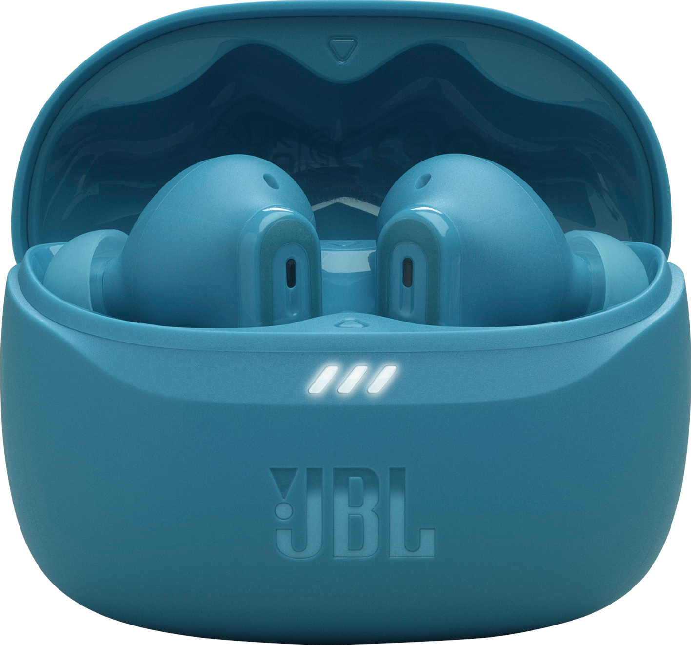 Türkisfarbene JBL-Ohrhörer in einem offenen Etui. Das Etui ist türkis, mit dem JBL-Logo. Drei weiße Lichter sind sichtbar.