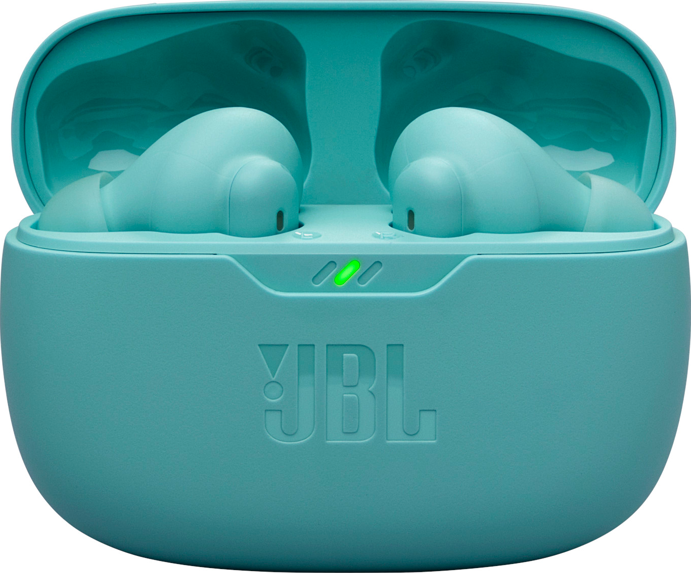 Türkisfarbene JBL-Ohrhörer in ihrem Ladecase mit grüner LED.