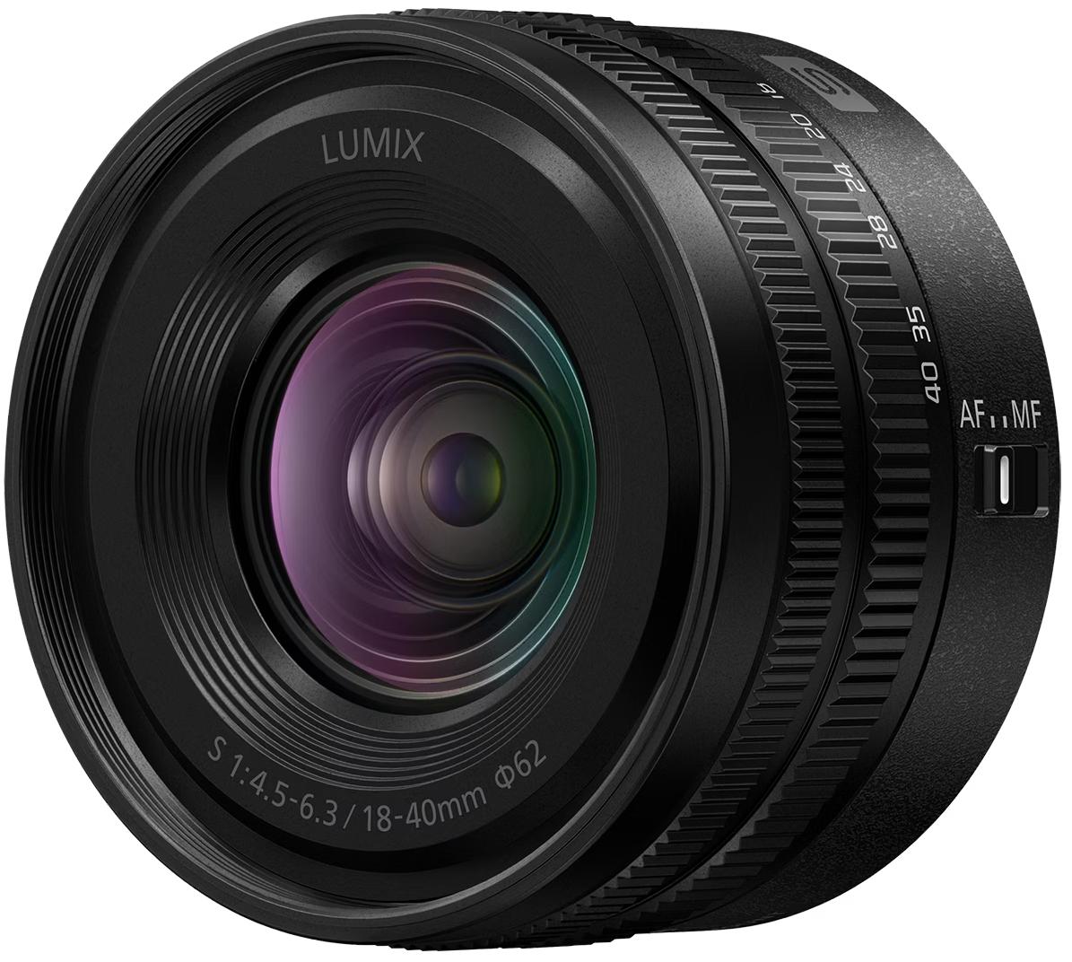 Un objectif d'appareil photo Lumix noir avec une lentille en verre, des réglages d'ouverture visibles et un commutateur de mode de mise au point. Il a un aspect métallique.