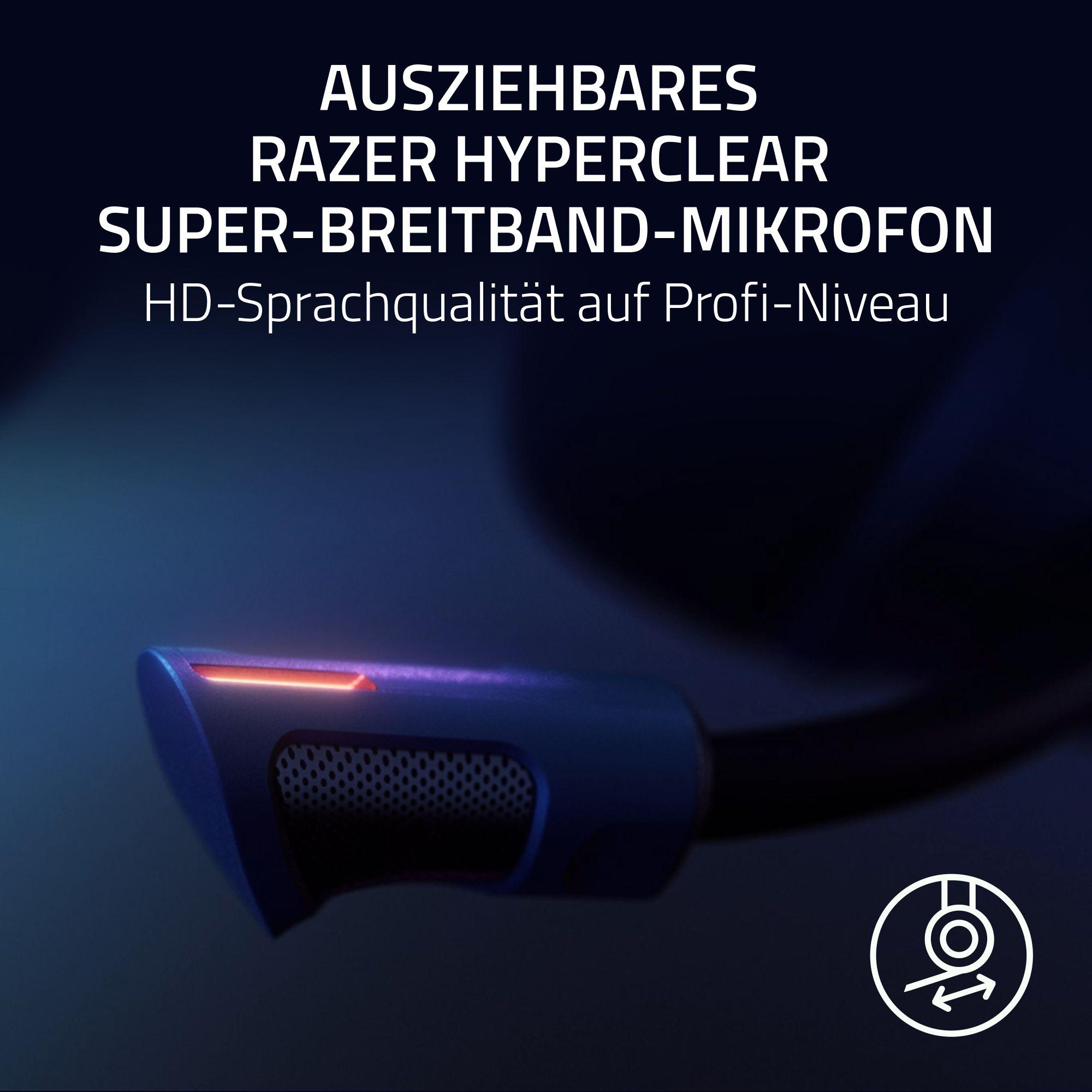Nahaufnahme eines schwarzen Mikrofons mit roten und blauen Akzenten, mit Text: RAZER HYPERCLEAR.