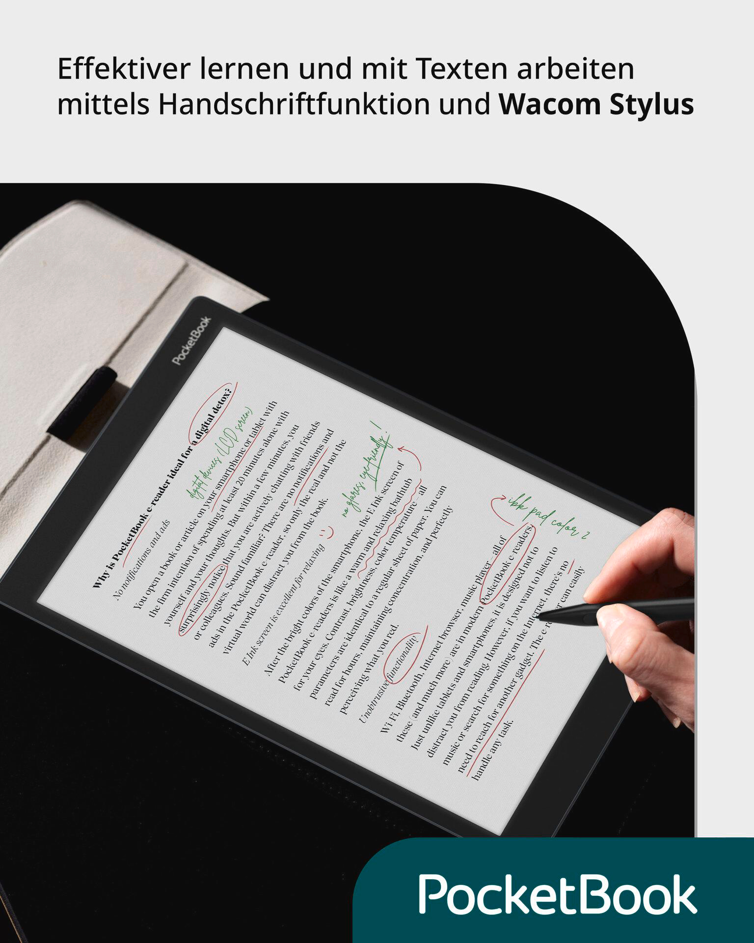 Eine Person schreibt mit einem Stift auf ein schwarzes Tablet. Text und Notizen sind auf dem Bildschirm.