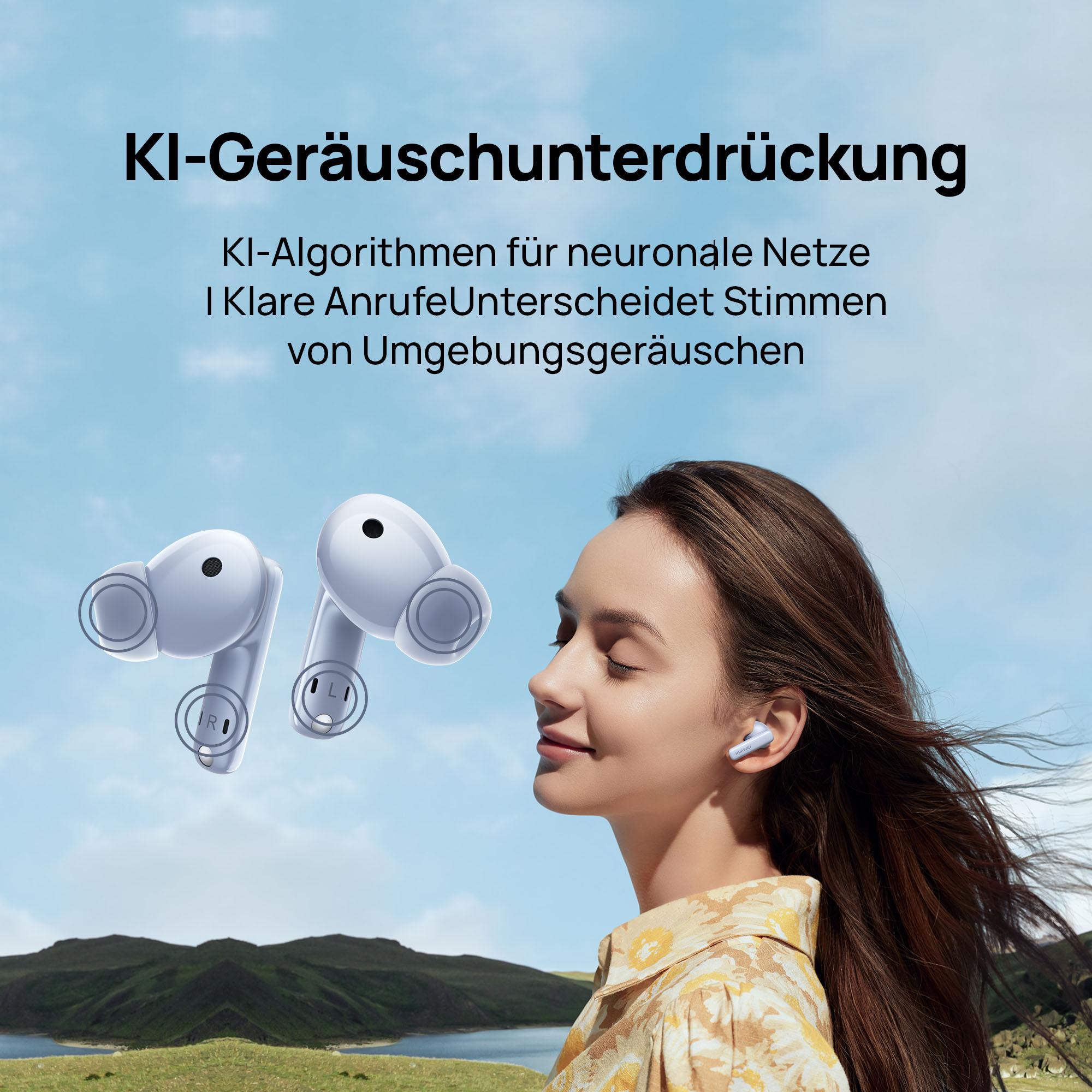 Eine Frau mit Kopfhörern vor blauem Himmel. Text: 'KI-Geräuschunterdrückung'.