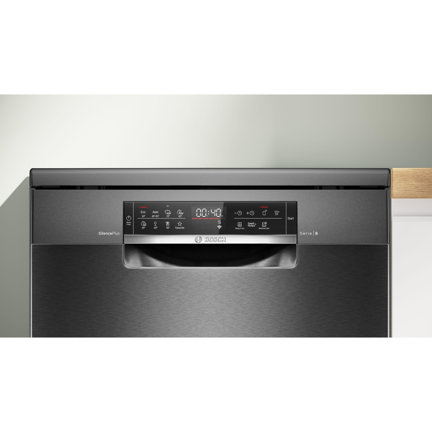 Pannello di controllo della lavastoviglie Bosch Serie 6, nero con display illuminato.
