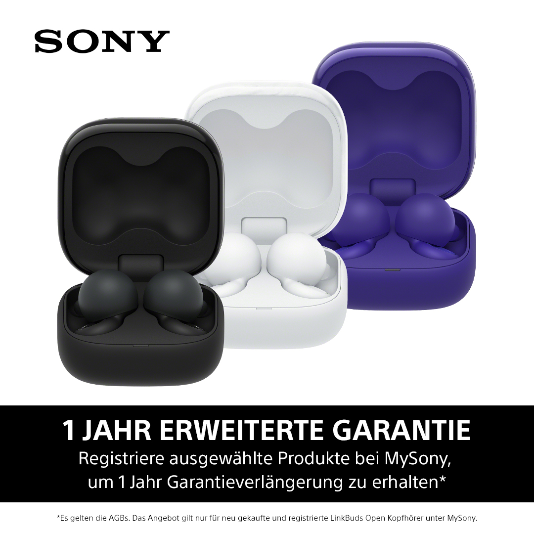 Drei Paare weißer, schwarzer und violetter Ohrhörer in ihren Ladeetuis.