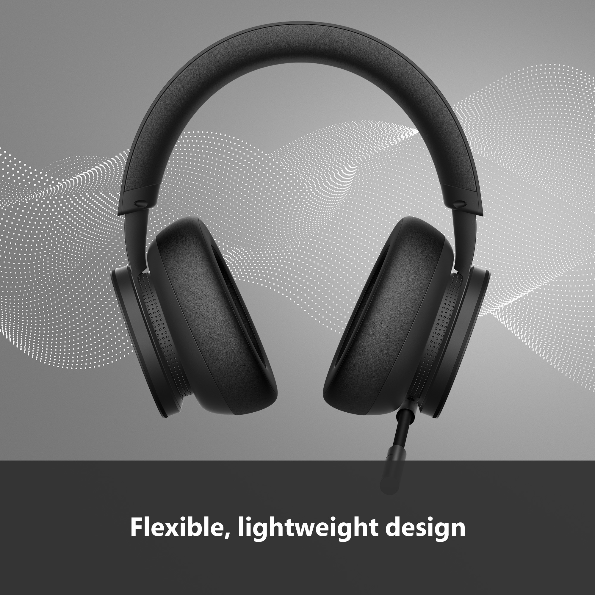 Casque noir avec un large bandeau incurvé, avec un fond gris et blanc avec un motif.