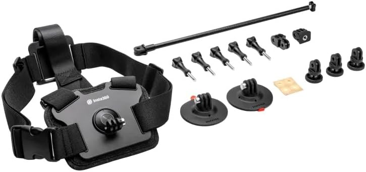Una colección de accesorios Insta360 negros sobre fondo blanco, incluyendo una correa para la cabeza y monturas.
