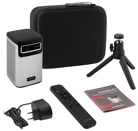 Srebrny i czarny projektor z akcesoriami. Zawiera torbę, statyw i pilota.