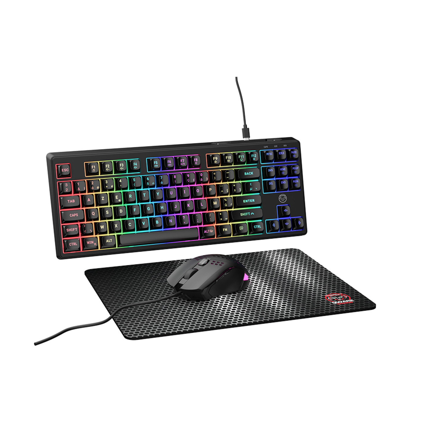 Zwart gamingtoetsenbord, muis en muismat met RGB-verlichting.
