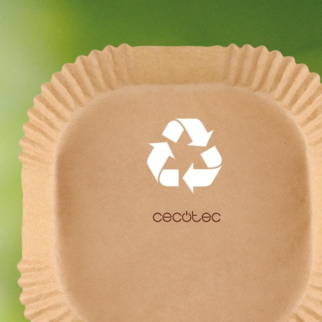 Barna papírtartó újrahasznosítási szimbólummal és Cecotec logóval.