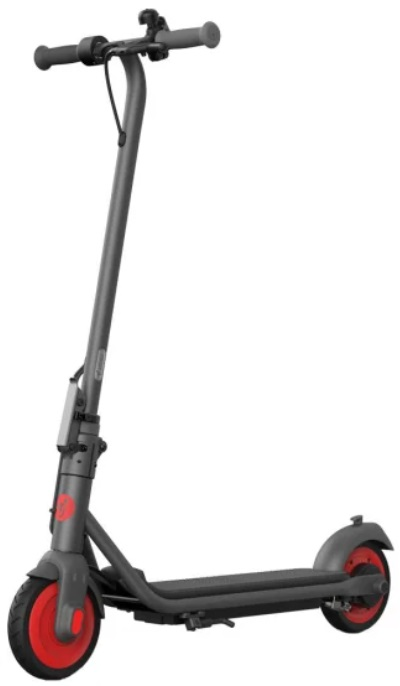 Szaro-czerwona hulajnoga elektryczna. Koła są czerwone. Hulajnoga jest na białym tle.