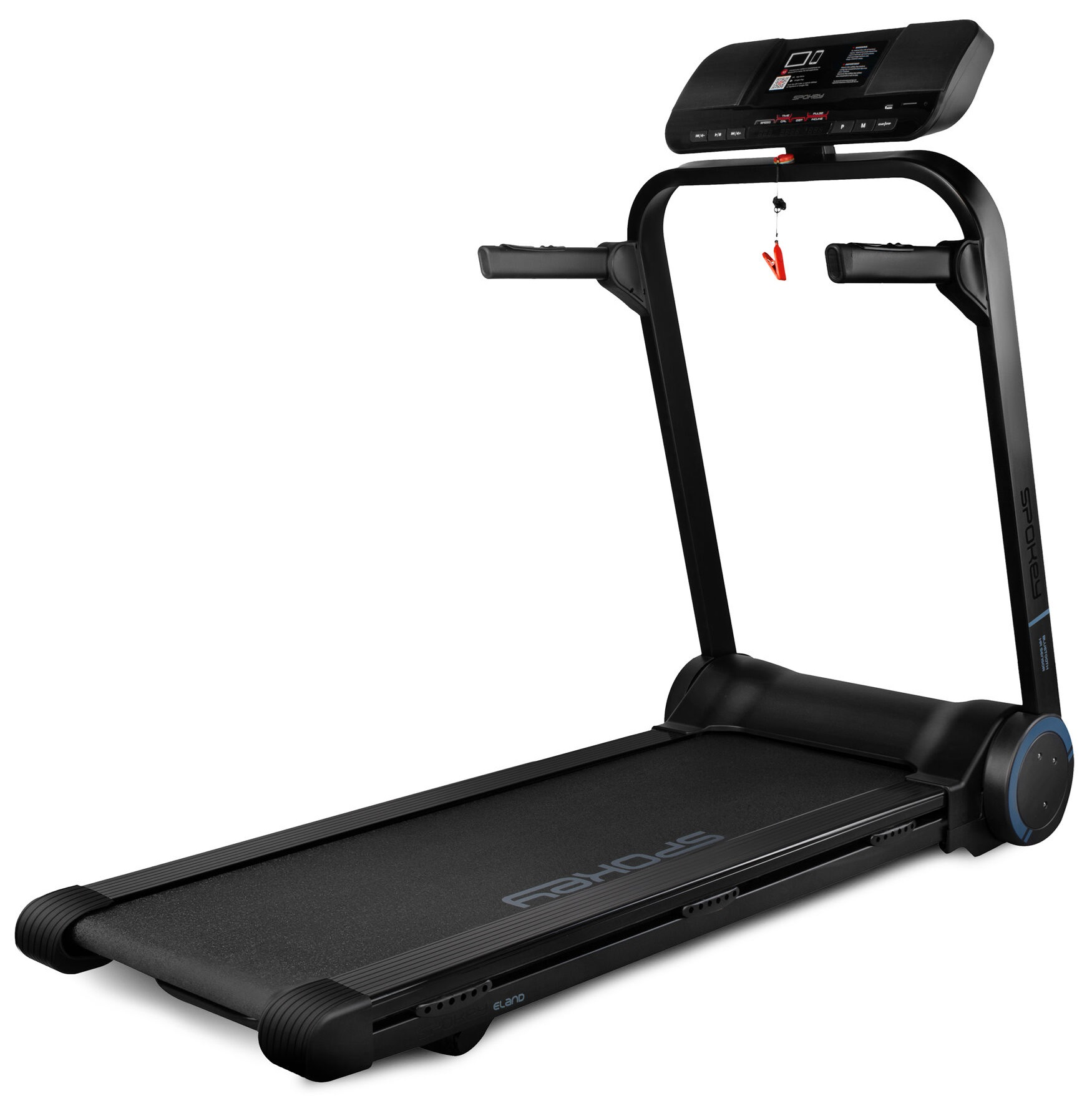 Czarna bieżnia. Ma wyświetlacz i uchwyty. Tło jest białe.