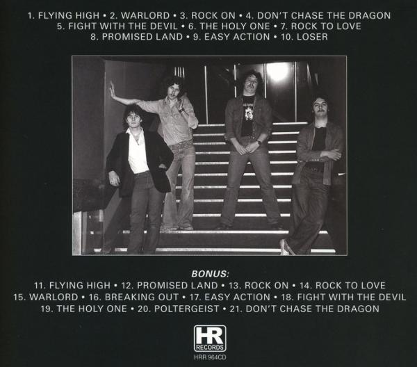 Rückseite einer Musik-CD mit Bandmitgliedern. Die CD hat eine Liste von Songs auf der Rückseite.