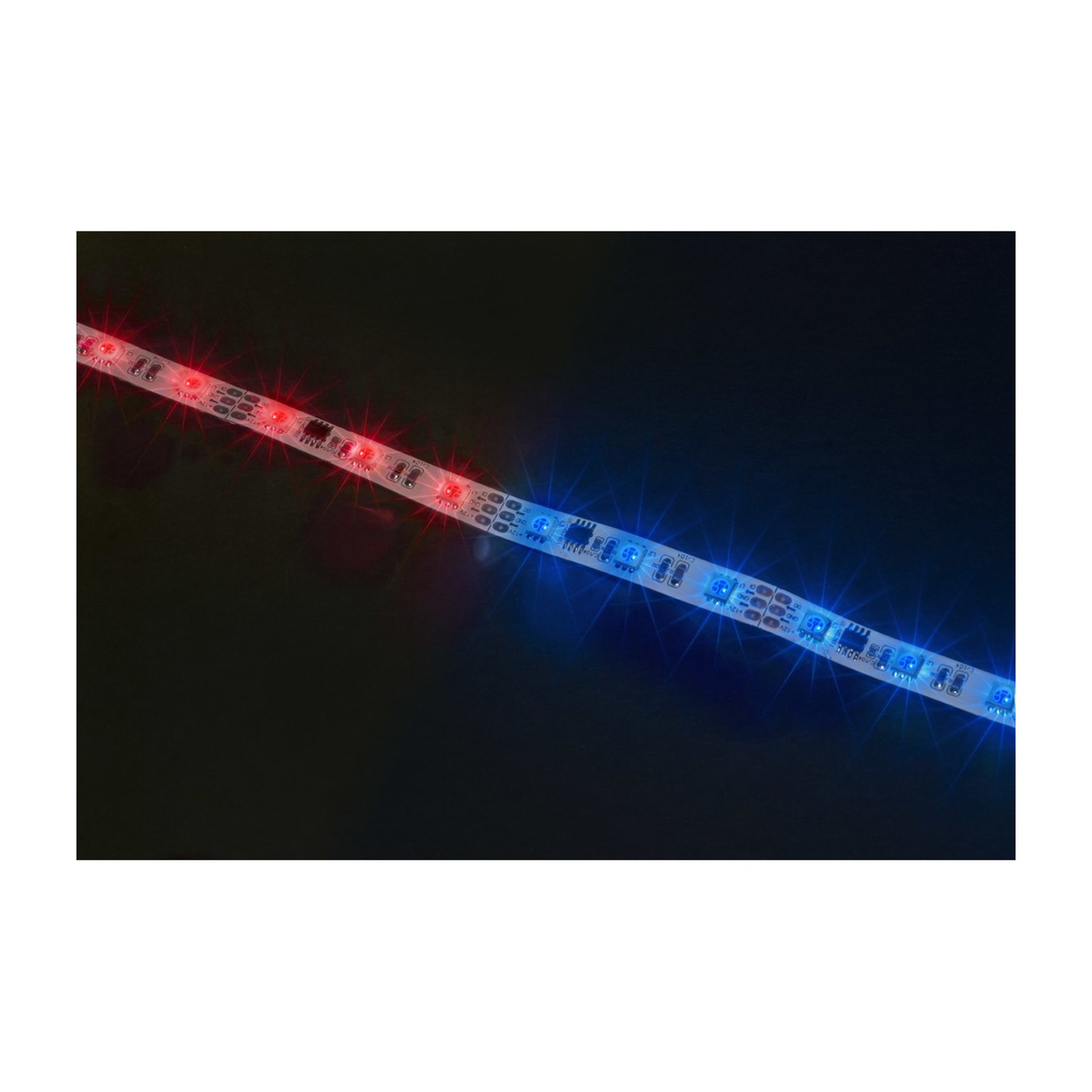 Una striscia di LED, rossa a sinistra, blu a destra, su sfondo nero.