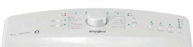 Egy fehér Whirlpool mosógép vezérlőpultjának közeli képe. Gombok és kapcsolók láthatók.