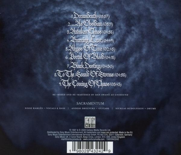 Rückseite einer CD mit Titelliste und Bandinfos. Ein Century Media Logo ist sichtbar.