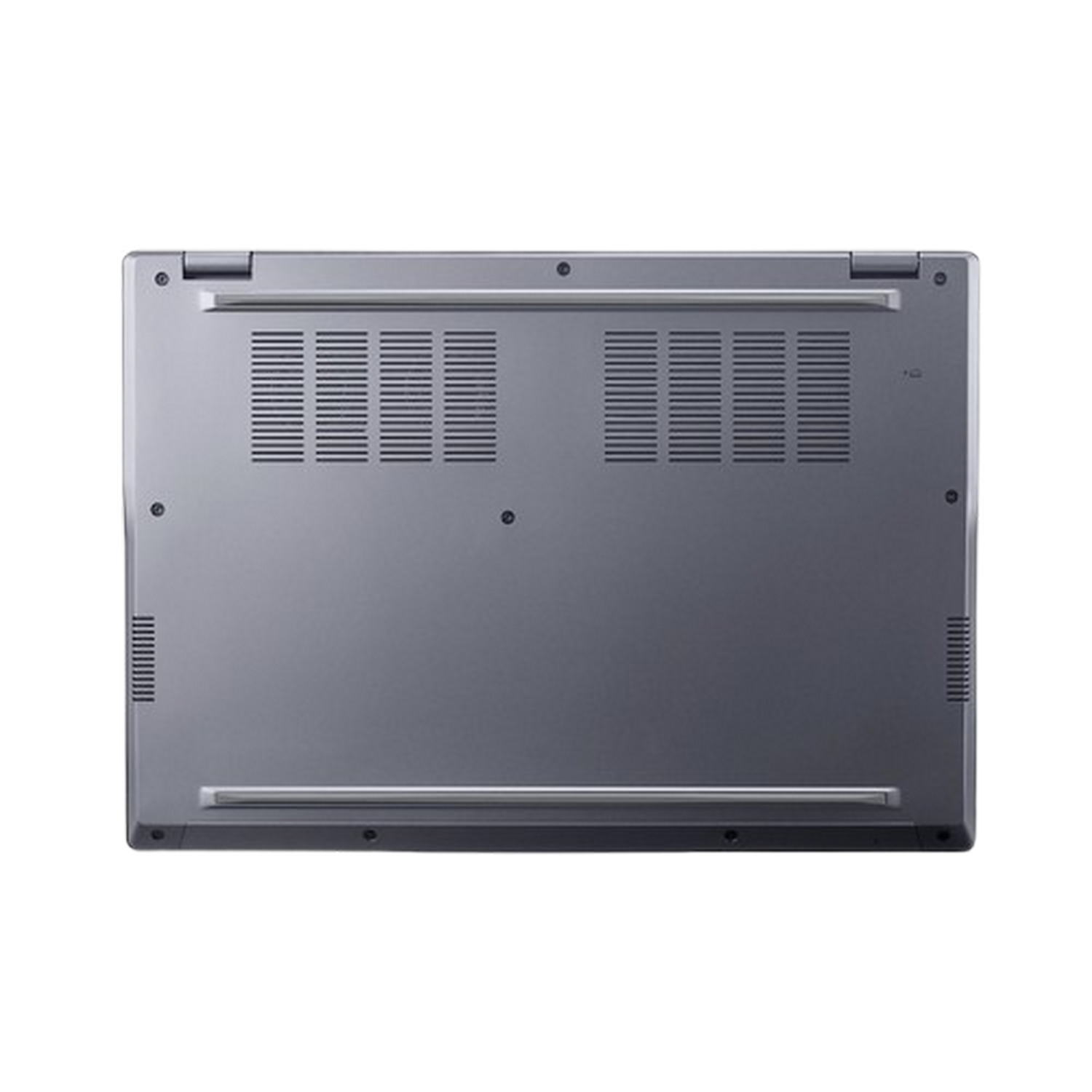 Parte inferior de una laptop. Gris con ventilaciones y tornillos.