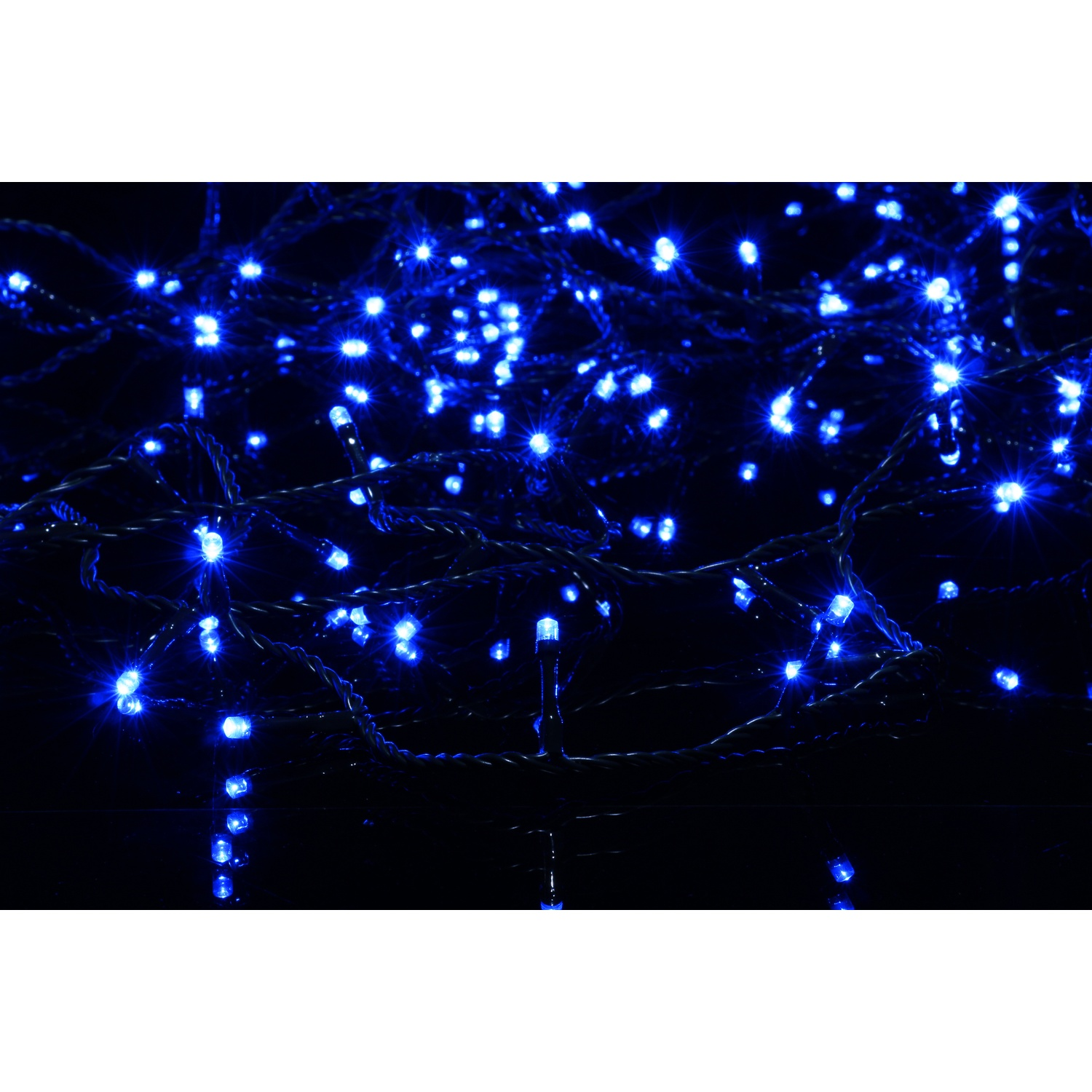 Luci LED blu intrecciate, che creano un motivo su sfondo nero.