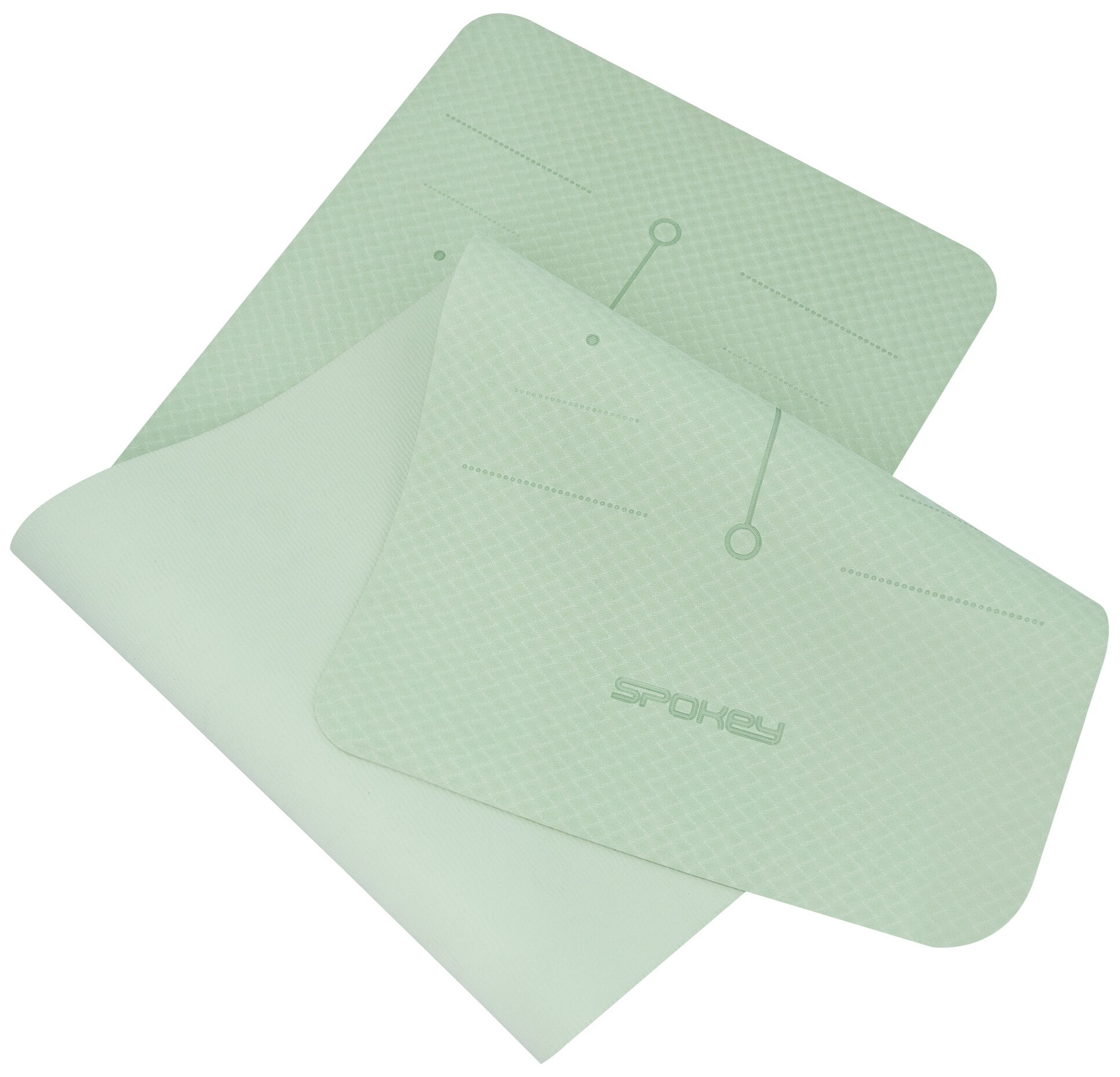 Dwie jasnozielone maty do jogi leżą jedna na drugiej, na białym tle.