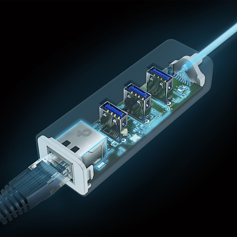 Bir RJ45 bağlantı noktası ve üç USB bağlantı noktası olan bir USB hub.